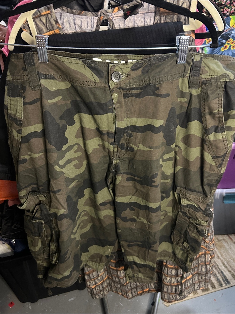 Men's Cargo Shorts in Olive Camo